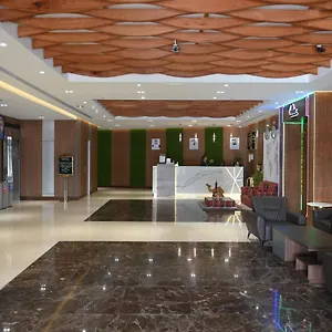 سمانة الرفاعة *** دبي